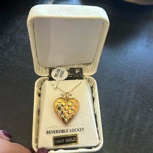 Locket 10kt Gold
